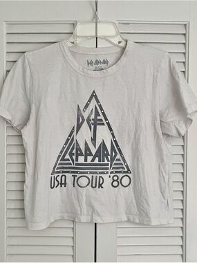 Def Leppard USA Tour '80 Graphic Tee - off white